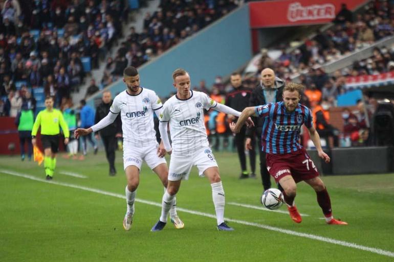 Lider 3 puanı tek golle aldı Trabzonspor: 1 - Kasımpaşa: 0