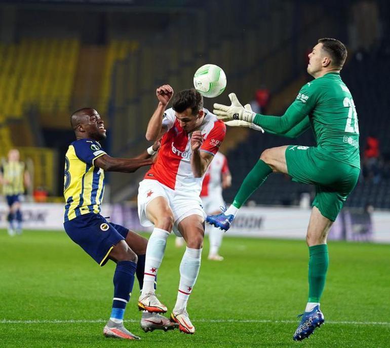 Fenerbahçe, Slavia Praga yenildi Umutlar ikinci maça kaldı