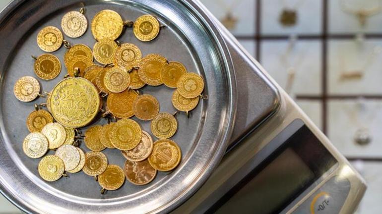 Altın fiyatlarıyla ilgili son dakika gelişmesi Altında açıklamalar peş peşe geldi Flaş tahmin tarih verdi Gram altın 1000 lira...