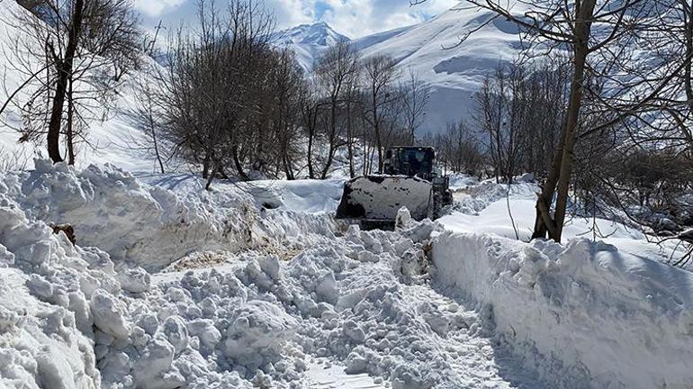 Kar geri dönüyor Meteoroloji son dakika açıkladı, İstanbulda kar alarmı verildi, çok yoğun olacak, perşembe başlıyor, günlerce yerde kalacak, onlarca kent  aynı durumda....