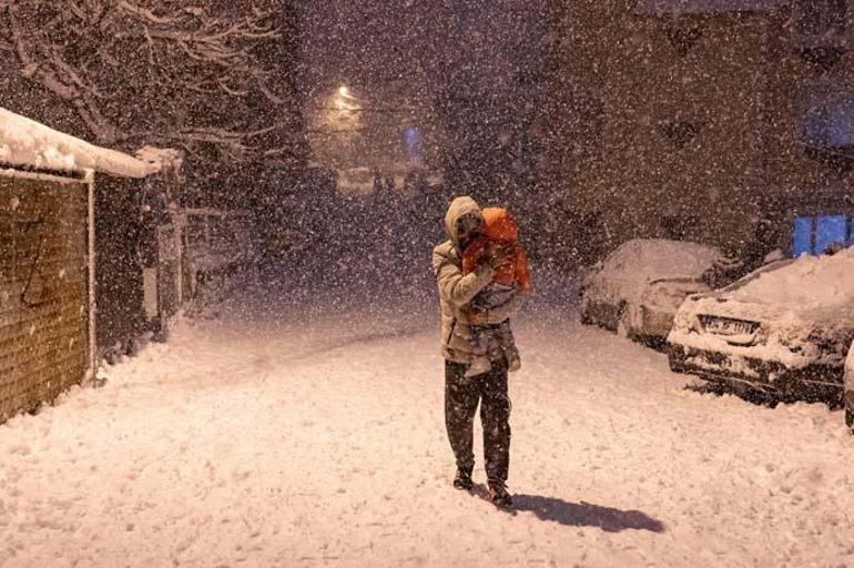 Çok kuvvetli kar sağanakları başlıyor Meteoroloji son dakika açıkladı Turuncu alarm verildi, İstanbul için flaş uyarı...