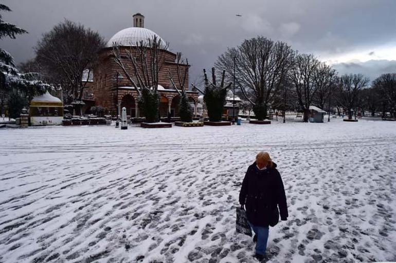 Çok kuvvetli kar sağanakları başlıyor Meteoroloji son dakika açıkladı Turuncu alarm verildi, İstanbul için flaş uyarı...