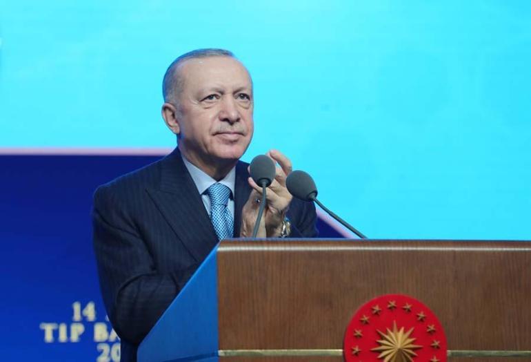 14 Mart Tıp Bayramı... Cumhurbaşkanı Erdoğan müjdeleri peş peşe duyurdu