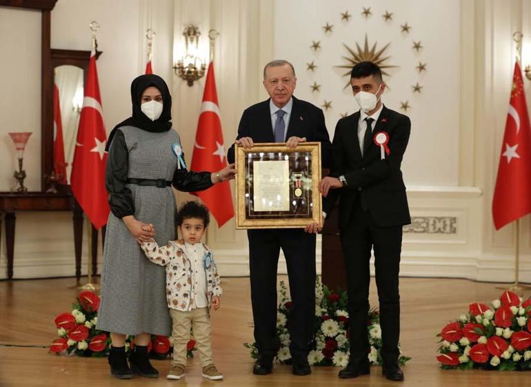 Cumhurbaşkanı Erdoğan: Terör baronlarına nefes aldırmıyoruz