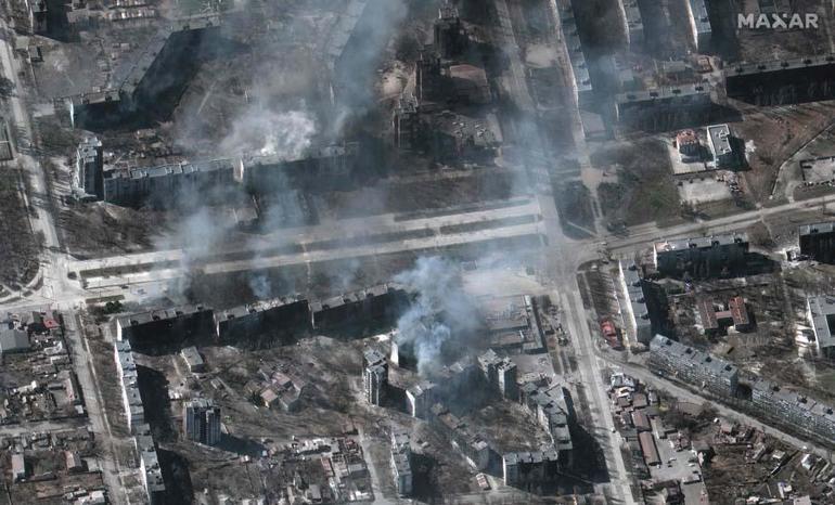 Rus ordusu Mariupol’u cehenneme çevirdi 300 bin kişinin rehin kaldığı şehir Stalingrad’a benzedi