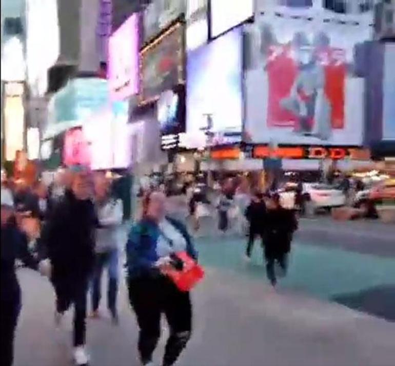 New York Times Meydanında korkutan patlama Dehşet anları saniye saniye kamerada...