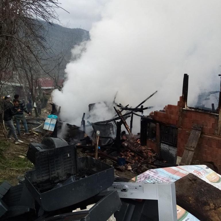 Kastamonu’da evde çıkan yangında engelli çocuğun feci ölümü