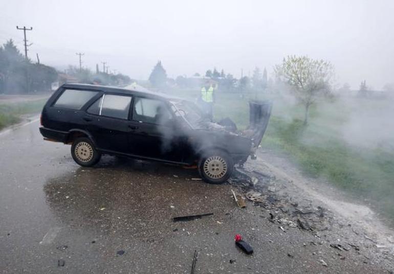 Keşan’da iki otomobil çarpıştı: 1 ölü, 1 yaralı