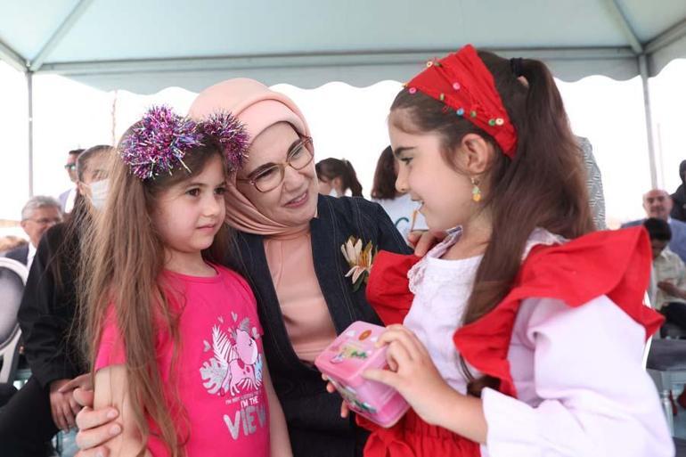 23 Nisan Çocuk Şenliği Cumhurbaşkanı Erdoğan canlı yayında duyurdu: Seneye yeniden başlıyoruz