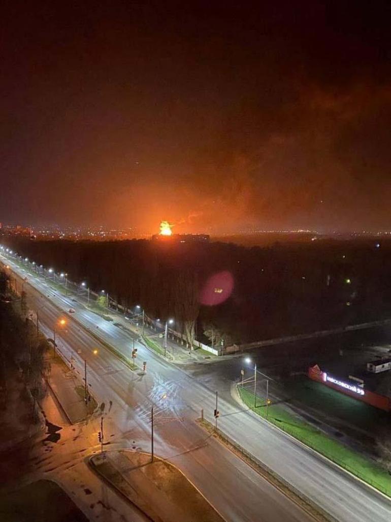 Ukrayna sınırındaki Rus petrol tesislerinde büyük yangın