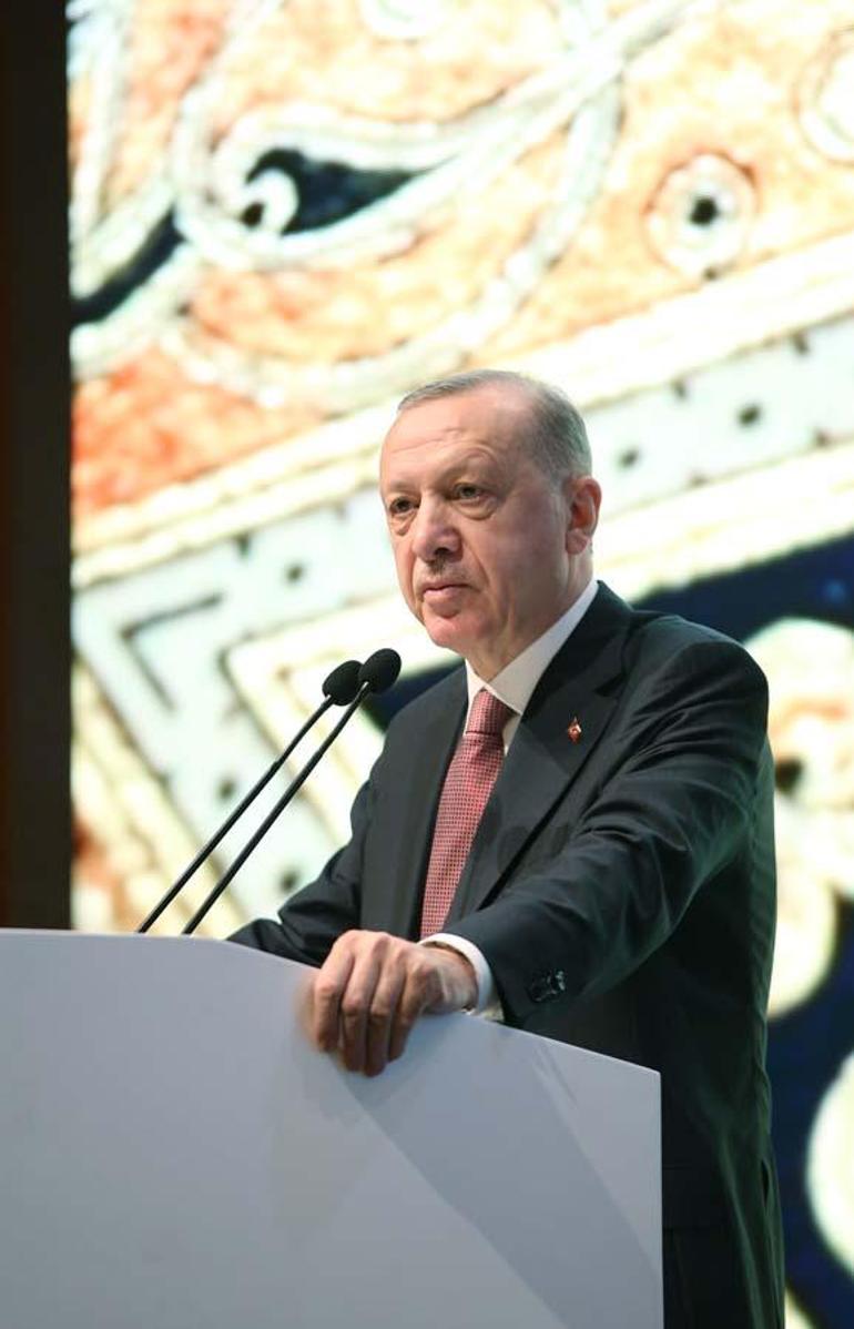 İstanbul Mushafı tanıtıldı Cumhurbaşkanı Erdoğan: Haysiyetimize saldırana eyvallah edecek değiliz