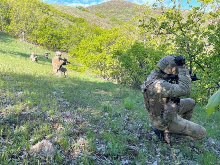 Eren Abluka-17 Şehit Jandarma Teğmen İsmail Can Akdeniz-2 Operasyonu başladı