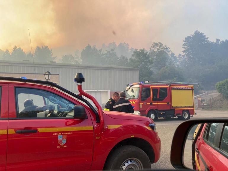 Fransada orman yangını: 620 hektarlık alan kül oldu