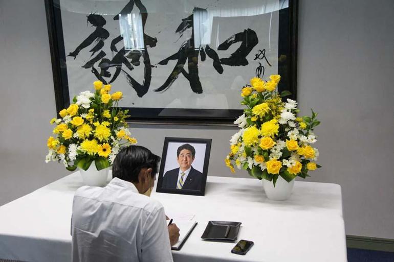 Şinzo Abe suikastı Japonyayı karıştırdı İşte 5 maddede ‘Moon tarikatı’