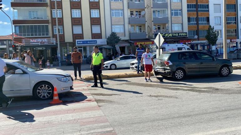 Konyada zincirleme trafik kazası: 3 yaralı