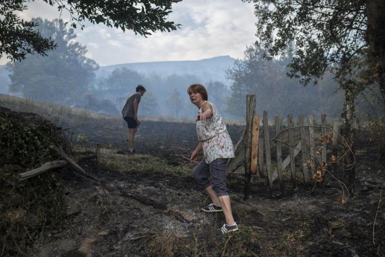 İspanya’da 30 farklı noktada yangın 2 bin hektarlık alan küle döndü