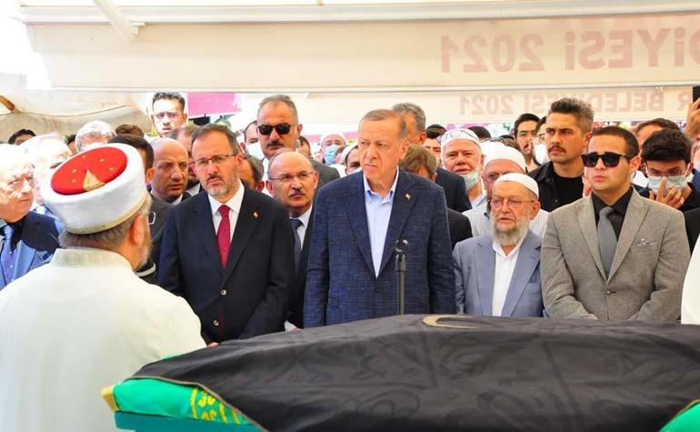 Cumhurbaşkanı Erdoğan, Akhisarda Hakan Füzünün cenazesine katıldı