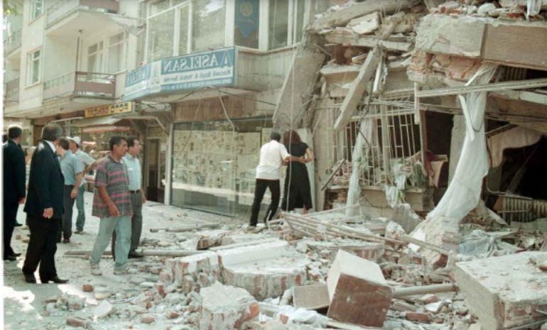 17 Ağustos depreminde kaç kişi öldü 17 Ağustos 1999 depremi nerede oldu, 1999 depremi saat kaçta oldu, ne zaman, kaç şiddetinde