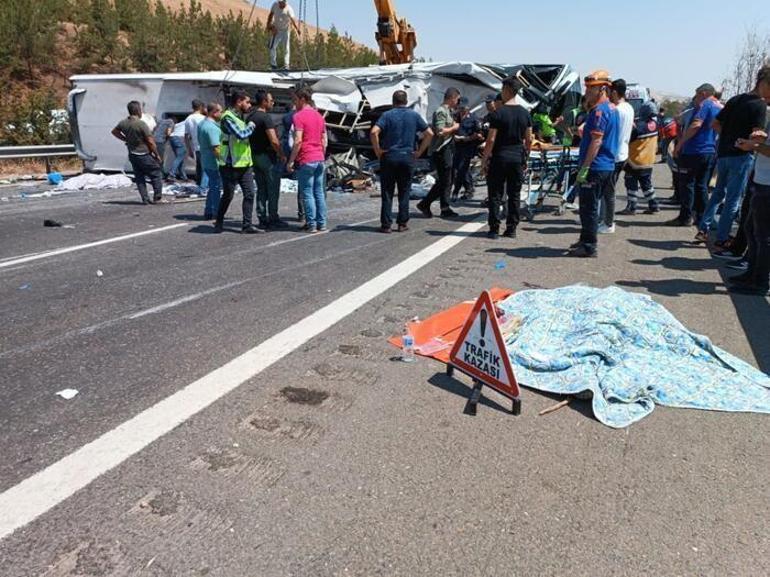 Gaziantep kazası nasıl oldu, Gaziantep kazasında ölenlerin kimlikleri belli oldu mu Gaziantep Nizip kazası görüntüleri