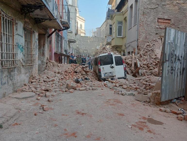 Son dakika.... İstanbul Şişlide bina çöktü Ekipler olay yerinde