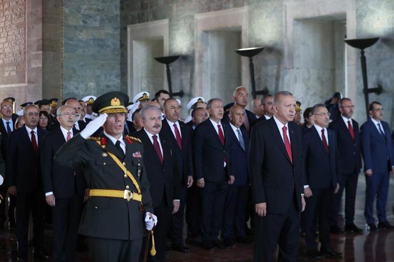 30 Ağustos Zafer Bayramı Cumhurbaşkanı Erdoğan ve devlet erkanı Anıtkabirde