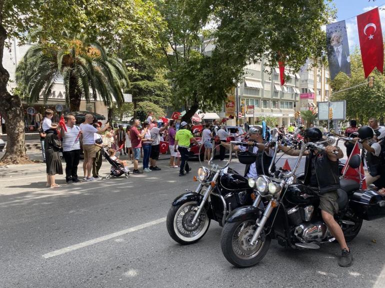 Kadıköy’de motosikletiler ‘Zafer Sürüşü’ için bir araya geldi
