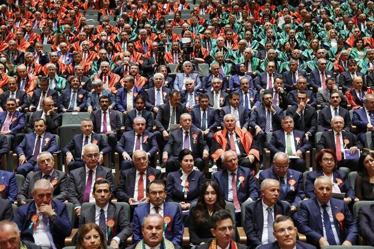 Cumhurbaşkanı Erdoğandan net mesaj: Siyasi ve ekonomik olarak yükselen bir Türkiye var