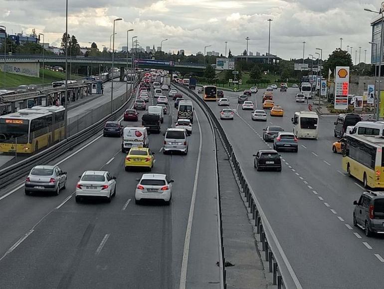 İstanbul’da eğitimin döneminin başlamasıyla birlikte trafikte yoğunluk oluştu