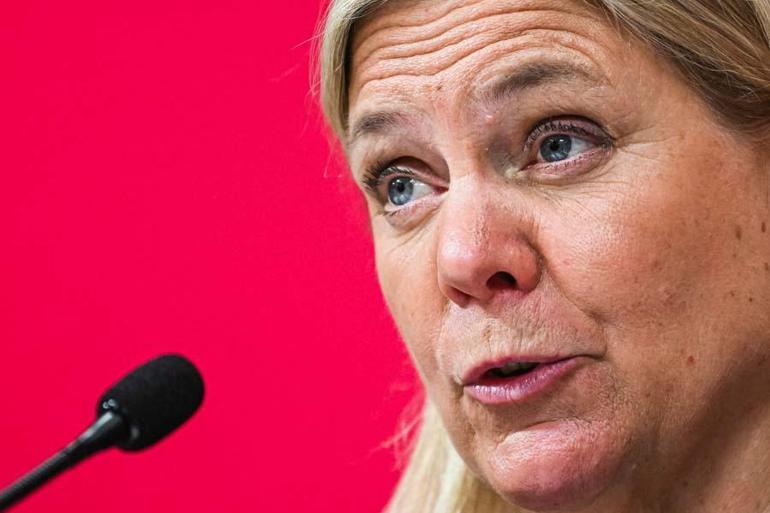İsveç Başbakanı Andersson  Liz Truss yerine yanlış kişiyi kutladı sosyal medyada alay konusu oldu