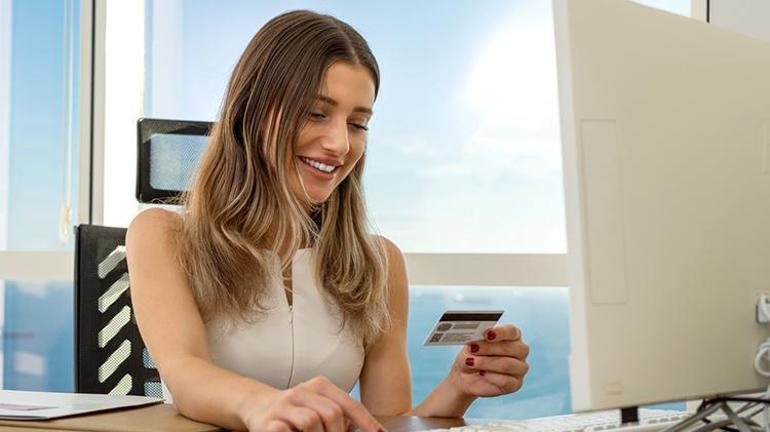 Kredi kartı ile internetten alışveriş yapanlar dikkat Cayma hakkı ve para iadesi ile ilgili flaş detay belli oldu