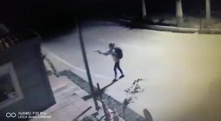 Mersin’de Polisevi’ne saldırıyı gerçekleştiren teröristlerden birinin kimliği tespit edildi