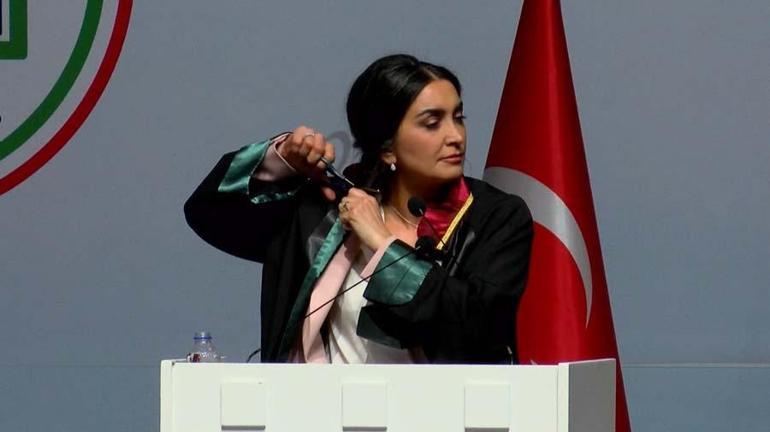 İstanbul Barosu yeni başkanını seçiyor, iki avukat İranlı kadınlara destek için saçlarını kesti