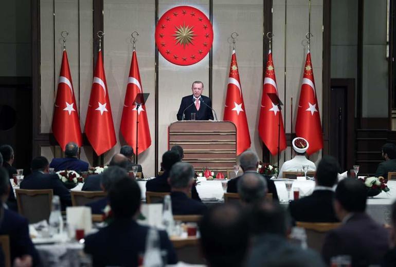 Cumhurbaşkanı Erdoğandan yeni anayasa mesajı: Aileyi korumayı hedefliyoruz