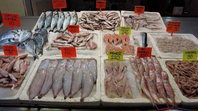 Balık fiyatları yarı yarıya düştü 50 TL oldu