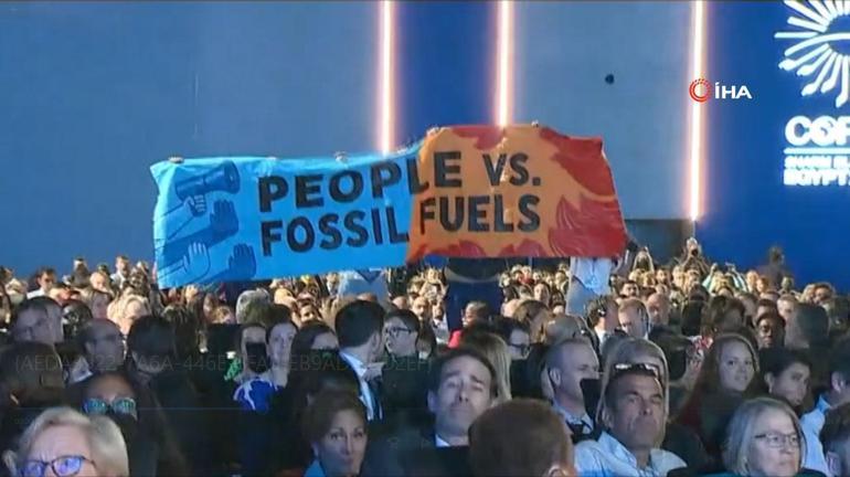 Bidenın COP27deki konuşmasında fosil yakıt protestosu