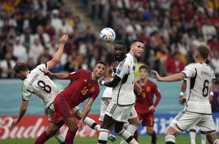 Dünya Kupasında İspanya ile Almanya puanları paylaştı: 1-1