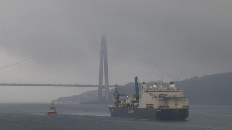 İstanbul Boğazı gemi trafiğine kapatıldı Yoğun güvenlik önlemleri alındı