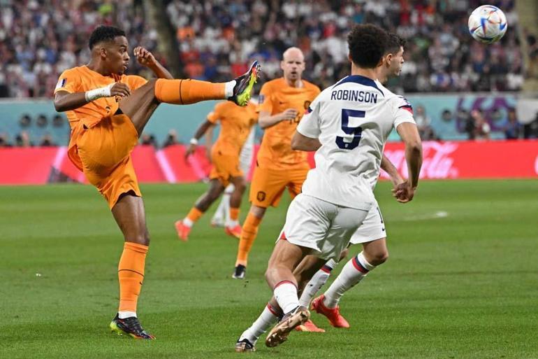 Dünya Kupasında ABDyi 3-1 yenen Hollanda ilk çeyrek finalist oldu