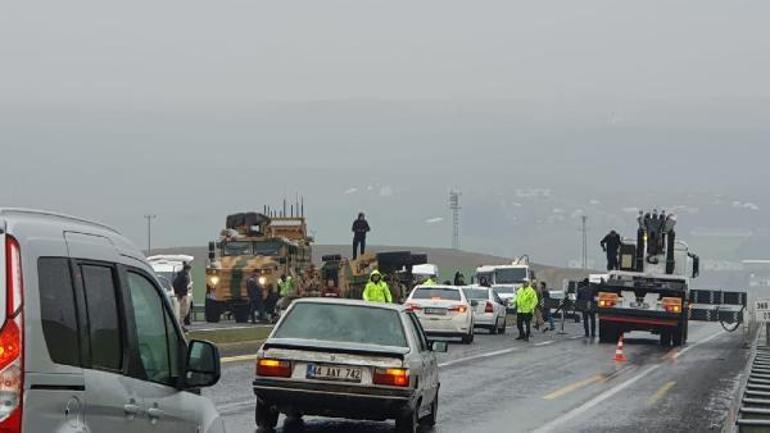 Diyarbakır’da zırhlı askeri araç devrildi: 6 yaralı