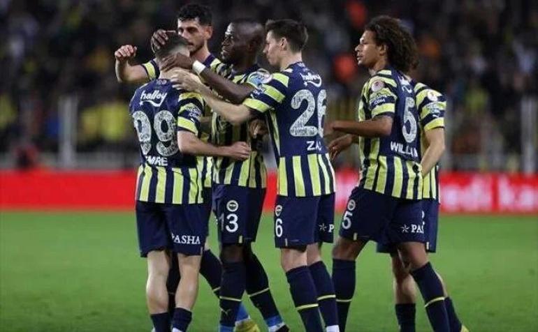Fenerbahçe - Kasımpaşa maçı saat kaçta FB - Kasımpaşa hangi kanalda İşte muhtemel 11ler