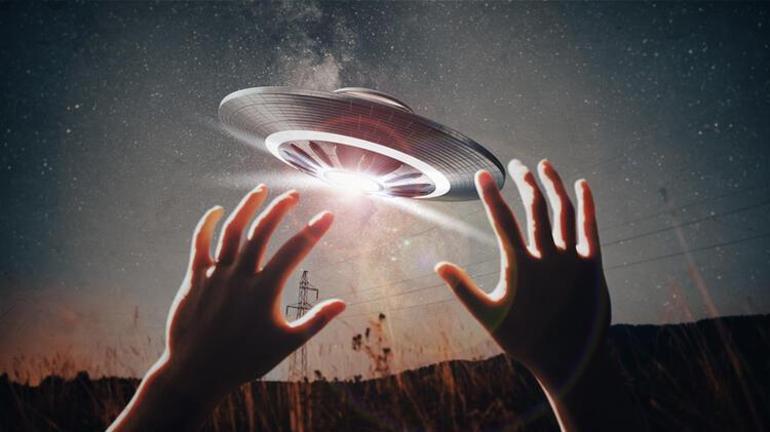 Uzman isim UFOlarla ilgili gerçekleri tek tek açıkladı: Cinsel organları belli olmuyor