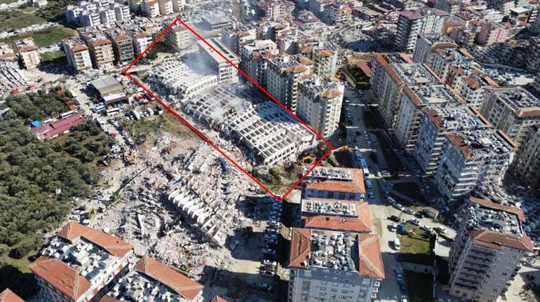 250 daireli rezidans depremde yerle bir oldu Hataysporlu Taner Savut ve Christian Atsu enkaz altında
