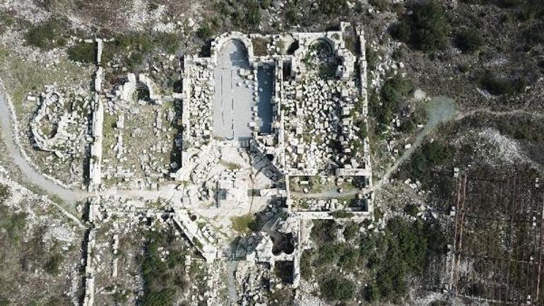 Depremzede Simonun 6ncı yüzyılda yaptığı manastır, depremi hasarsız atlattı