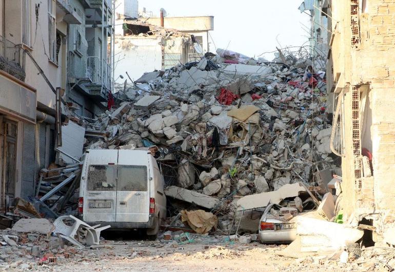 Depremde zarar gören araçların hasar tespit kayıtları başladı