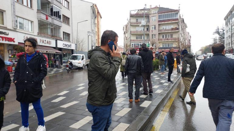 Boluda 4.8 büyüklüğünde deprem İstanbul, Ankara ve Düzcede de hissedildi