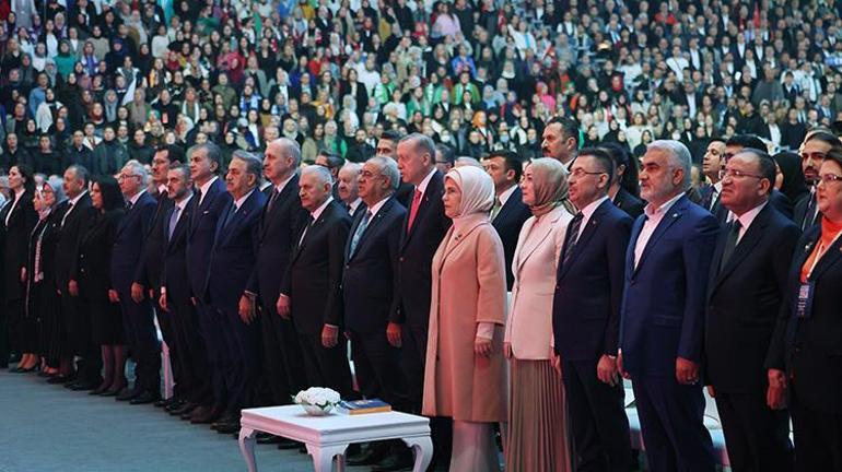 AK Partinin seçim beyannamesi açıklandı Cumhurbaşkanı Erdoğan müjdeleri sıraladı