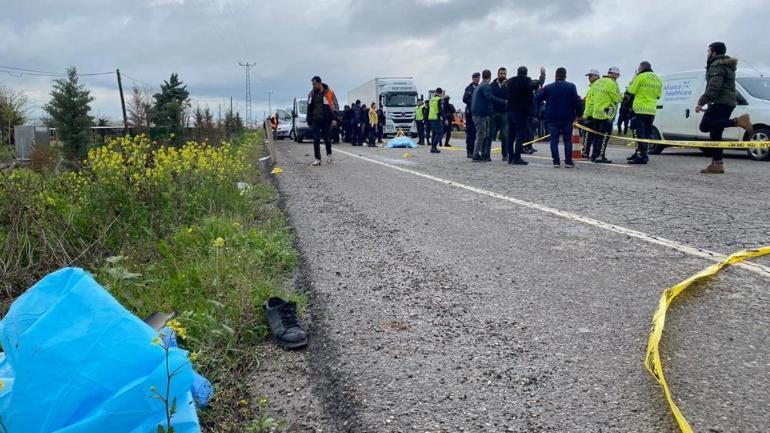 Feci kaza Ticari araç çarptı, 3 karayolu personeli hayatını kaybetti