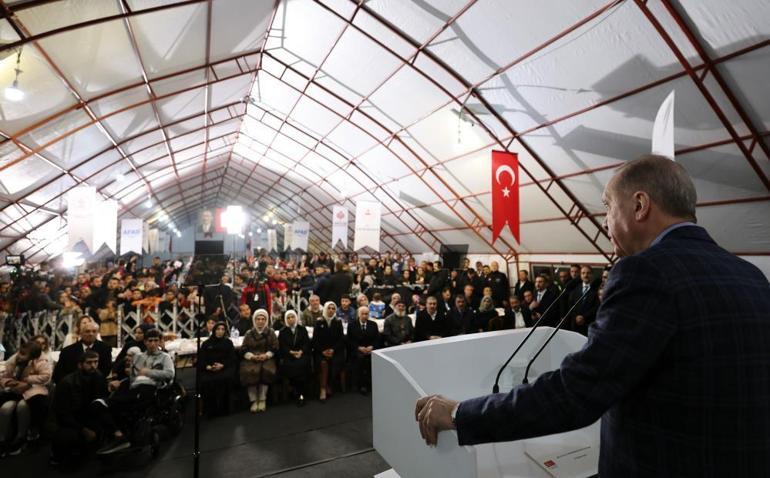 Cumhurbaşkanı Erdoğan: Hedefimiz 650 bin konutu yaparak hak sahiplerine teslim etmektir