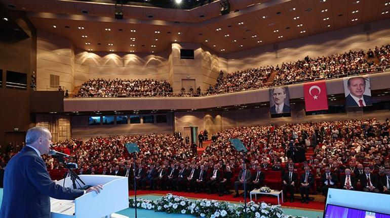 Cumhurbaşkanı Erdoğan: Öğretmenlerin yarısı afet bölgesinde görev yapacak