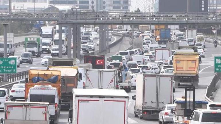 İstanbul’da trafik çilesi Yoğunluk yüzde 72’ye çıktı
